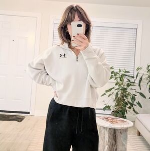 Under Armour Women's Cream Crew Neck Sweater